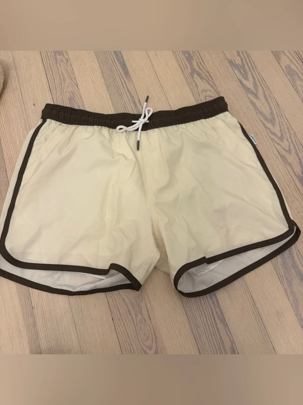 MaaMgic Men's White Drawstring Gym Shorts Size L